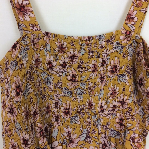 American Eagle Women's Halter Flower Pattern Tank - Picture 4 of 5